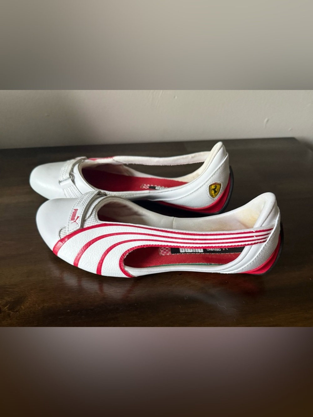 Puma Ferrari Vintage Ballet Flats Women’s Size 7.5 White And Red Rare